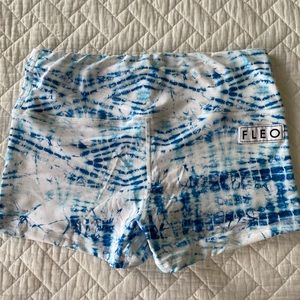 Fleo Blue Love High Rise Booty Short • M